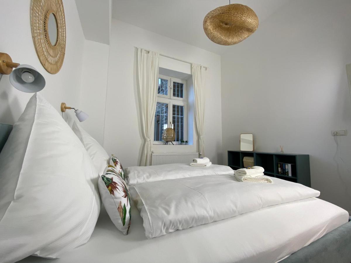 Apartment Direct Moselle View 200m² 4 Sz 10pers Terrace Sankt Aldegund
