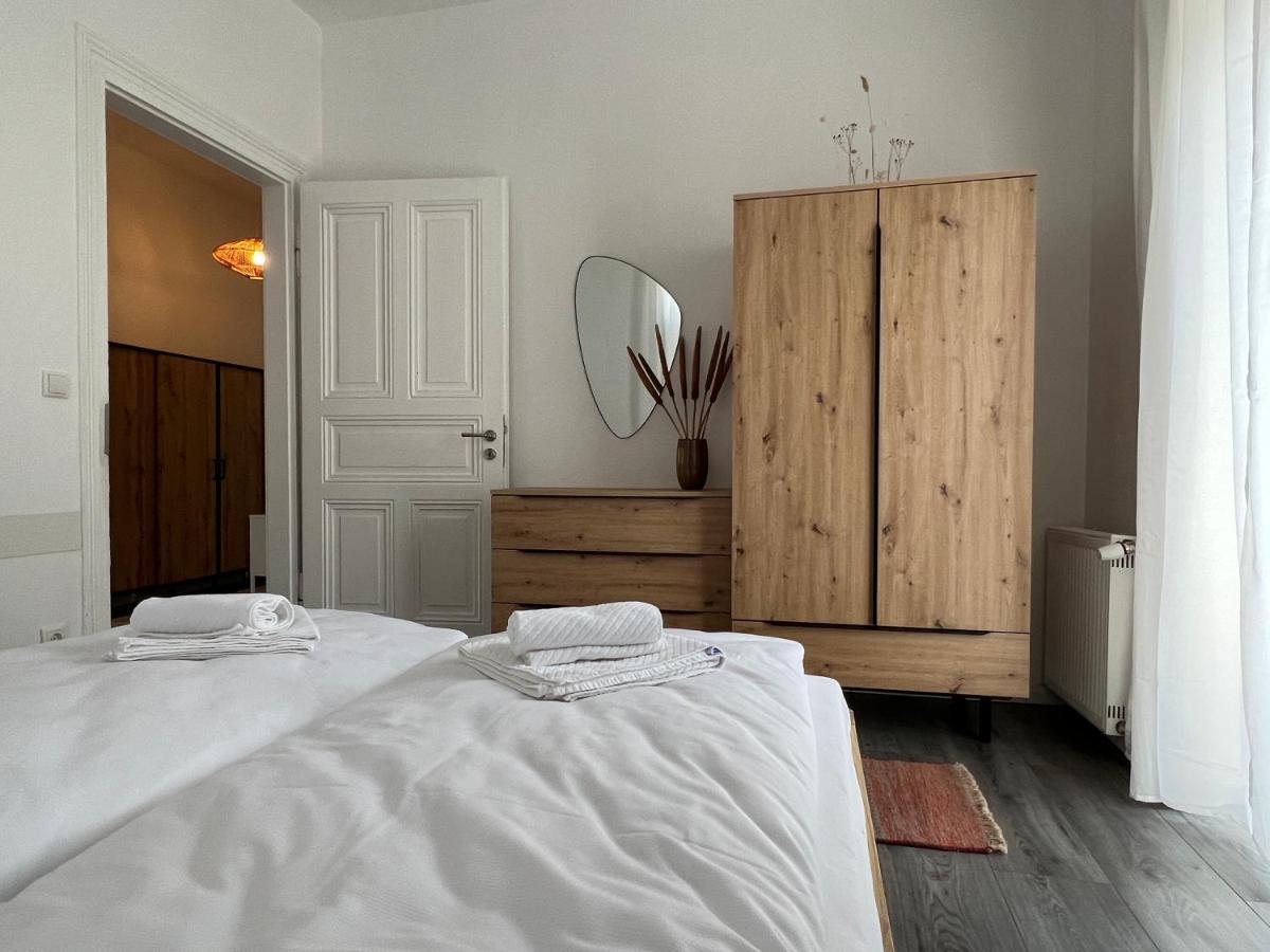 Direct Moselle View 200m² 4 Sz 10pers Terrace
